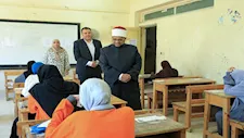 أمين "البحوث الإسلاميَّة" يتفقَّد سير امتحانات الشهادة الثانويَّة الأزهريَّة بلجان بالقاهرة