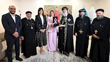 بالصور.. البابا تواضروس الثاني يزور مستشفى بهية ويشيد بدورها الإنساني