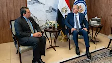 وزير البترول يبحث مع AIQ الإماراتية استخدام الذكاء الاصطناعي لزيادة إنتاج النفط والغاز