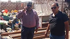 الوادي الجديد تطارد تجارة أغطية الصرف داخل مخازن الخردة