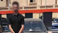 منشور متداول يقود لضبط قائد سيارة أخفى لوحاتها لتجنب المخالفات بالقاهرة