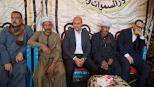 بالصور.. محافظ أسيوط يقدم واجب العزاء لأسر ضحايا حادث تروسيكل ترعة أبوتيج 