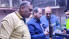 ضبط 4 أطنان لحوم غير صالحة للاستهلاك الآدمي داخل مصنع بمدينة العبور - صور