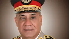 وزير الدفاع يتوجه إلى تركيا على رأس وفد عسكري رفيع