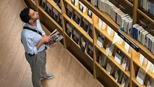 هيثم دبور يستعد لتحويل رواية كورية شهيرة لفيلم بعد الحصول على حقوقها