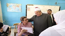 وكيل الأزهر: إنجاز أعمال تصحيح امتحانات الشهادة الثانوية بكفاءة ودقة تمهيدًا لإعلان النتيجة