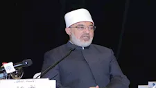 المفتي: إطلاق تطبيق للفتوى وتدريب المفتين على تقنيات الذكاء الاصطناعي