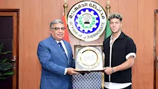 محافظ الدقهلية يكرم إمام عاشور بعد تألقه مع منتخب مصر في كأس العالم