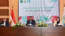 محافظ جنوب سيناء يطلق منظومة "MRV" لتعزيز الاستدامة ودعم الاقتصاد الأخضر (صور)