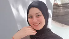 "بساعد أبويا وبسدد ديونه".. طالبة من الباجور تحكي لرئيس الوزراء رحلة كفاحها
