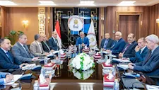 وزير الإنتاج الحربي يتابع خطط تطوير شركات إنتاج الذخائر