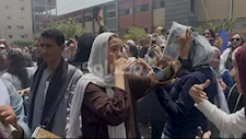 بالمزمار والطبل البلدي.. زفة شعبية لطلاب الإسماعيلية احتفالًا بانتهاء الثانوية العامة -فيديو وصور