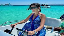 سارة سلامة وآيتن عامر.. نجمات الفن بإطلالات صيفية أمام البحر وعلى متن اليخوت
