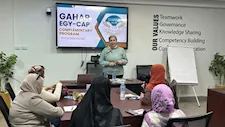 تدريب 34 ألفًا من العاملين بالقطاع الصحي لدعم التأمين الصحي الشامل