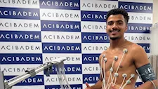 بالصور.. حسام عبد المجيد يجتاز الكشف الطبي للانضمام إلى لودوجوريتس البلغاري