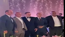 وصلة مزاح بين رامي صبري وإبراهيم حسن في حفل زفاف ابنته (فيديو)