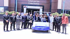 للمرة الثانية.. طلاب جامعة سوهاج يبتكرون سيارة كهربائية تعمل بالطاقة الشمسية