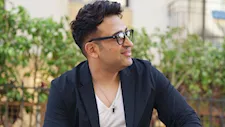 تامر حسين عن كثرة تعاونه مع عمرو دياب: "كله حس إني باخد رزقه"