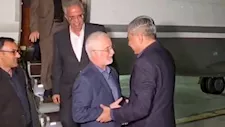 وزير الداخلية الإيراني يصل باكستان لبحث التعاون والملفات الإقليمية (فيديو)