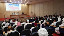 وزير النقل يعلن التوسع في تشغيل أتوبيسات حديثة وتطوير خط السكة الحديد لخدمة أهالي مطروح