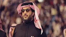 تركي آل الشيخ بروج لأغنيتين "جيتلك و"اتأخر عتابنا" من ألبوم عمرو دياب الجديد