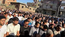 الفيوم تشيّع ضحيتين في حادث الماس الكهربائي بالسعودية.. وتترقب وصول جثامين 4 آخرين -صور