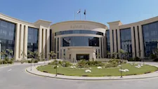 الداخلية تكشف لغز العثور على إشلاء سيدة مسنة داخل شقة الإسكندرية