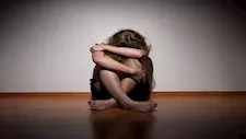 نباح الكلب كشفه.. عامل يعتدي جنسيًا على سيدة بالإسكندرية والمحكمة تعاقبه