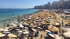 الأرصاد تحذر من اضطراب البحر المتوسط.. وموجة حارة جديدة تمتد لأغسطس