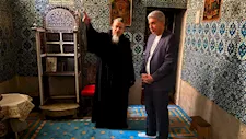 بالصور.. وزير السياحة والآثار يزور دير سانت كاترين ويلتقي الأنبا سيميون مطران الدير
