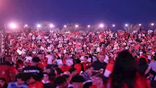 حضور جماهيري كبير في فان زون العاصمة الإدارية لمتابعة مباراة مصر وأستراليا المونديال