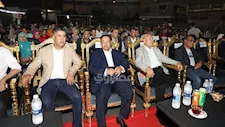 بالصور.. محافظ القاهرة يشاهد مباراة مصر مع أهالي روض الفرج 