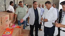خلال حملة إزالة التعديات.. محافظ القليوبية يضبط مخزنًا يعيد تعبئة منظفات مجهولة (صور)