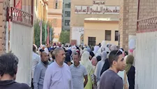 تفتيش إلكتروني ومياه مبردة.. وكيل تعليم أسيوط يتفقد لجان الثانوية العامة