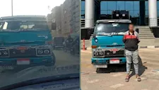 فيديو صادم لسائق يسير عكس الاتجاه ويطلق إشارة خادشة.. والأمن يضبطه
