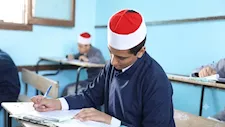 طلاب العلمي بالثانوية الأزهرية يختتمون غدا امتحانات الدور الأول
