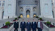 وزير التعليم العالي يبحث في أوزبكستان تعزيز التعاون الأكاديمي والبحثي ويشيد بمركز الحضارة الإسلامية