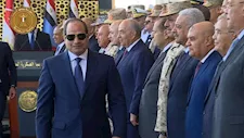 السيسي يصل للقيادة الاستراتيجية للدولةويشهد استعراض قدرات الدولة في مجابهة الأزمات والكوارث 