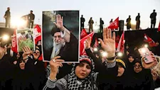 جنازة خامنئي.. انتهاء مراسم التشييع في قم والجثمان في طريقه للعراق
