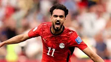 مصطفى زيكو يفتح النار على حكم مباراة الأرجنتين: البطولة موجهة 