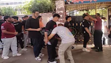 بدء تفتيش طلاب الثانوية العامة بالعصا الإلكترونية قبل امتحان الديناميكا