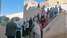 تفتيش دقيق ومنع للمحمول.. هدوء وانضباط بلجان الفيزياء والتاريخ في أسيوط -صور
