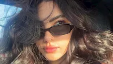 هدى المفتي تخطف الأنظار بأحدث ظهور.. والجمهور: "فيه حلاوة كده؟"