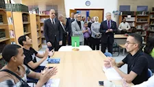 الوادي الجديد تبحث تطوير مكتبة مصر العامة بالخارجة وتعزيز خدماتها