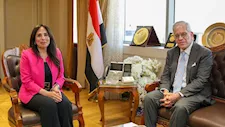 وزيرة الإسكان تستقبل القائم بأعمال السفير الأمريكي بالقاهرة لبحث تعزيز