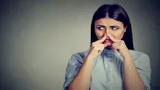 تغير رائحة الجسم.. متى تكون علامة على مشكلة صحية؟