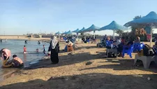 شواطئ مجانية وشاليهات بـ 200 جنيه.. "مصيف على قد الإيد" في الطور ورأس سدر