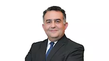 عمر رضوان يستعرض أداء البورصة وفرص الاستثمار أمام المستثمرين الكويتيين