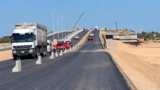 وزيرة الإسكان تتابع تنفيذ مشروعات طرق وكباري بالإسكندرية وكفر الشيخ (صور)