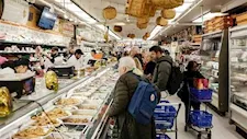 التضخم الأميركي يتباطأ إلى 3.4% في يوليو.. ماذا يعني للفائدة الأمريكية؟
